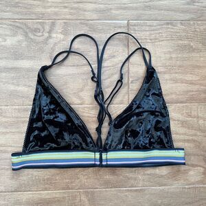 Victoria's Secret Bralette Size M Black Crushed Velvet Velour Triangle Strappy